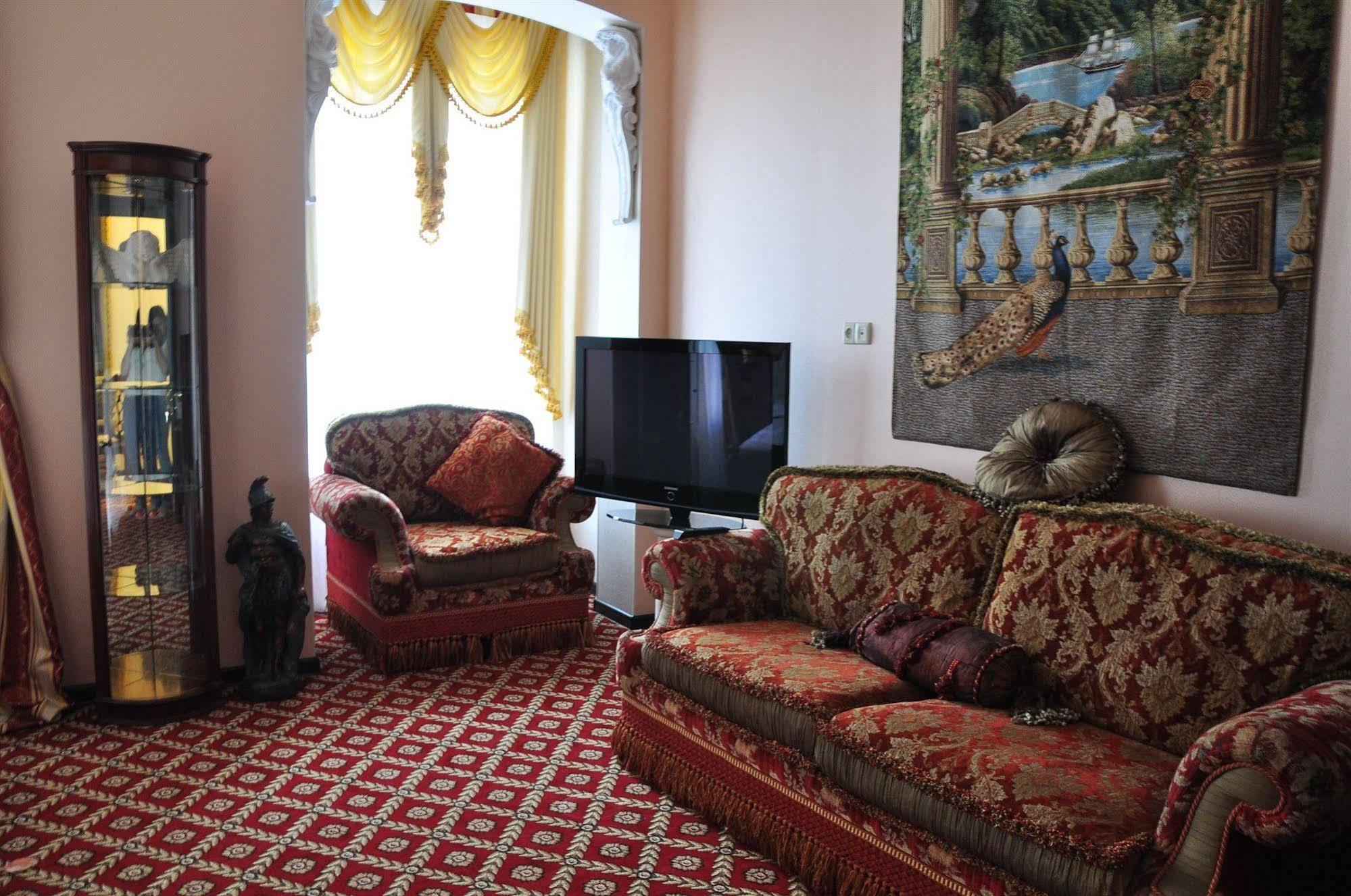 Hotel Queen Valery