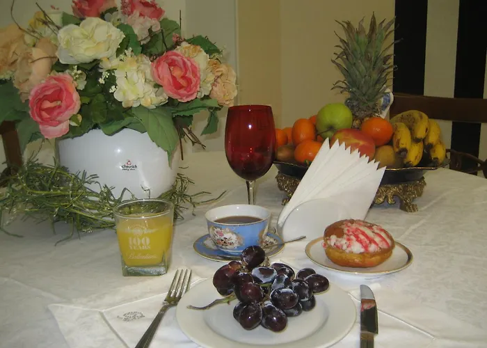 Queen Valery Hotel